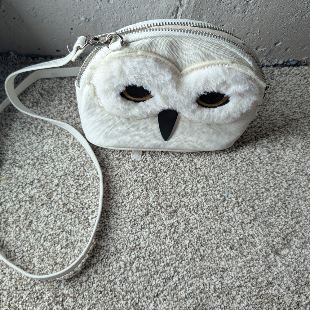 Harry Potter Hedwig Owl Face Crossbody Bag - Picture 3 of 9